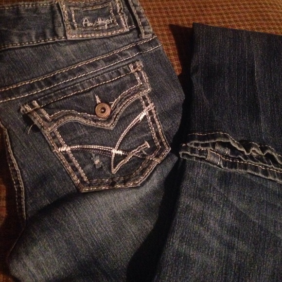 Jeans - Picture 2 of 3