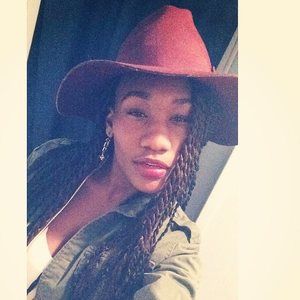 Meet your Posher, Bianca