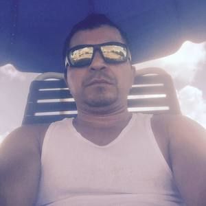 Meet your Posher, Max