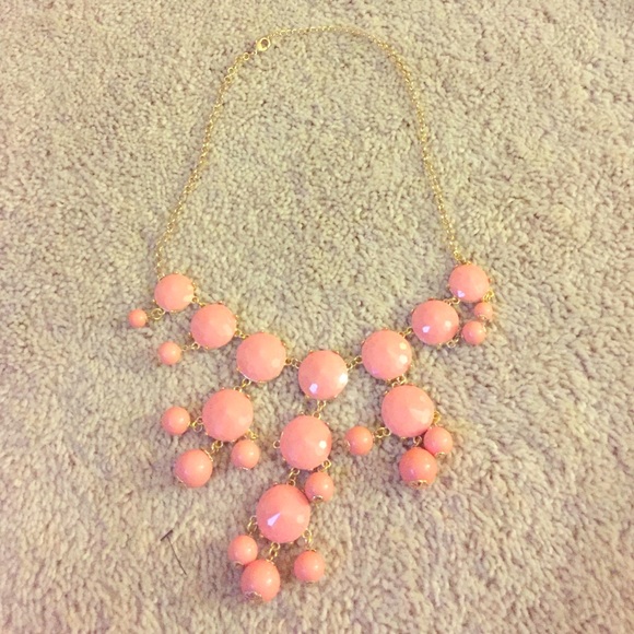 Beautiful gold and peach color necklace!