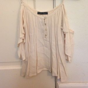 Honey Punch hole in shoulder blouse