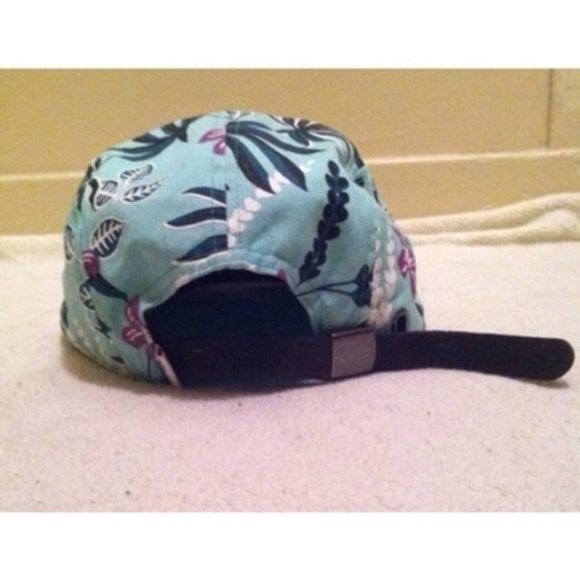 vans leather snapback - Picture 2 of 3