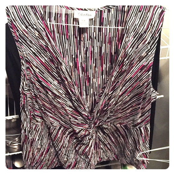 Calvin Klein cotton/silk shell with twist detail.