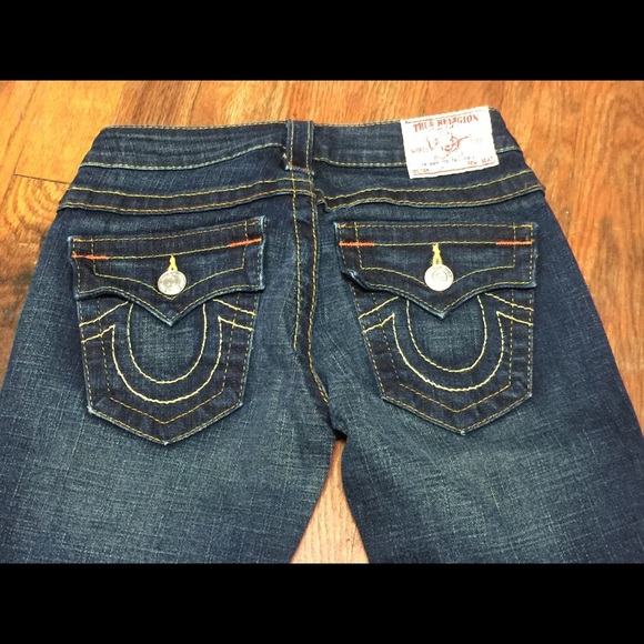 True Religion capris sz 24