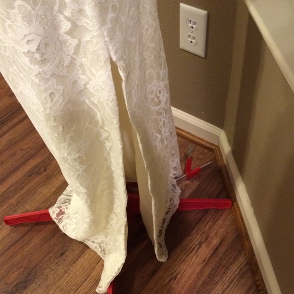 Bridal Originals cream wedding dress - Picture 2 of 4