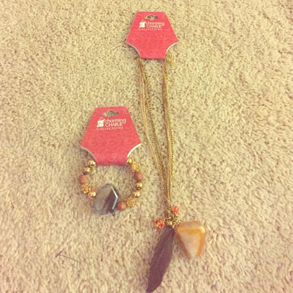 Beautiful stone necklace and bracelet!