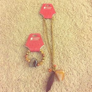 Beautiful stone necklace and bracelet!