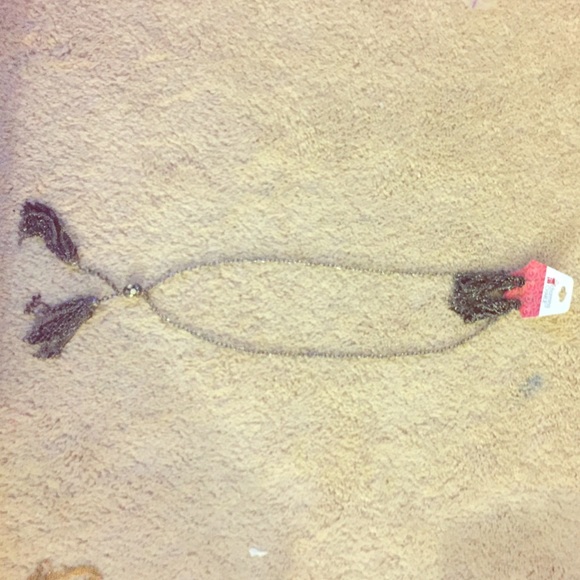 A gorgeous and chic necklace and matching earrings