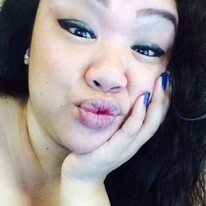 Meet your Posher, Justina