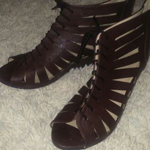 Forever21 Brown Heels Size 8