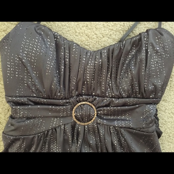 Formal Dress - Picture 4 of 4