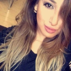 Meet your Posher, Monique