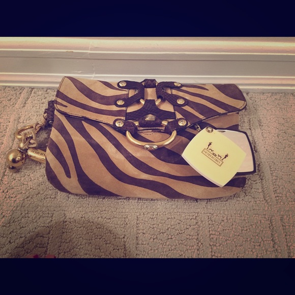 Henri Bendel clutch