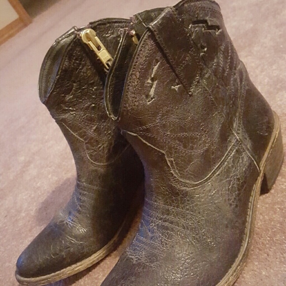 Steve Madden ankle boots