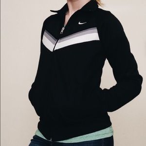 Women's Nike zip up jacket
