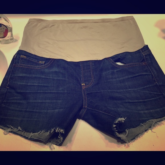 Maternity Lucky Brand shorts