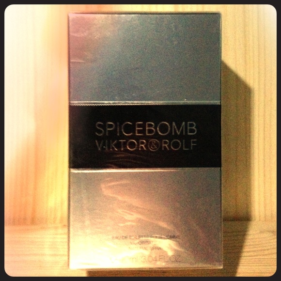 Viktor & Rolf Spicebomb