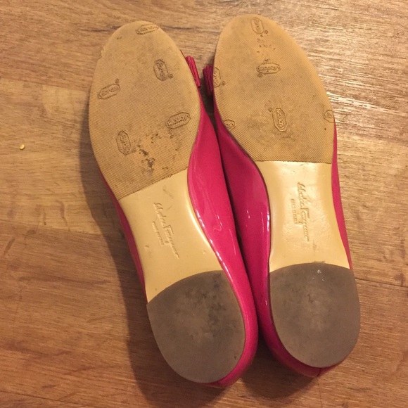 Ferragamo cute pink flat - Picture 2 of 3
