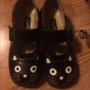 T.U.K Cat Mary Janes