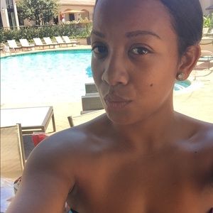 Meet your Posher, Candice