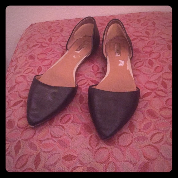 ⚫️Hallogen black flats⚫️