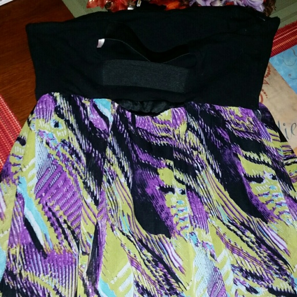 Dress - Picture 3 of 4