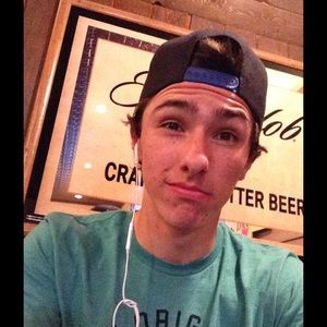 Meet your Posher, Josh