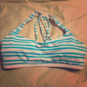 Lululemon "Free to be" sports bra