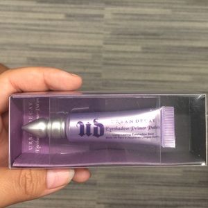 Urban Decay eyeshadow primer potion