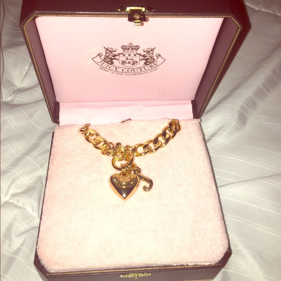 Juicy couture banner heart starter necklace