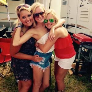 Meet your Posher, Mallory