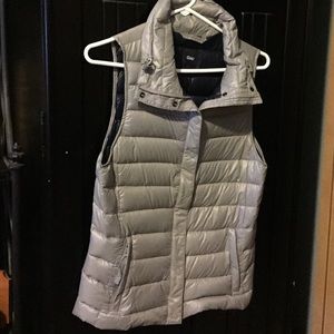 Gap vest