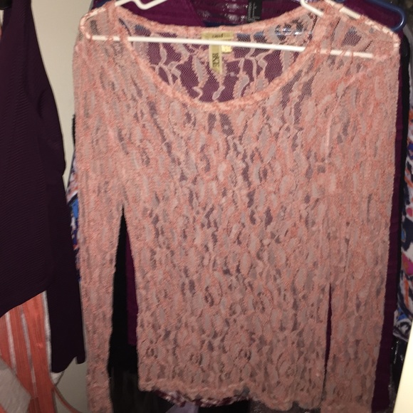 Bke buckle pink lace top
