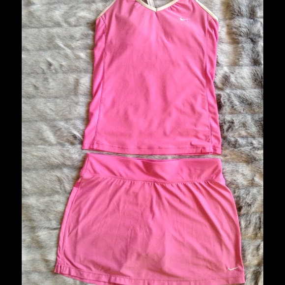 Nike Tennis Set   ‼️SALE‼️
