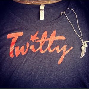 Cheekys Twitty Scoop tee