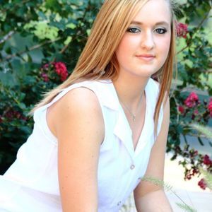 Meet your Posher, Caitlyn