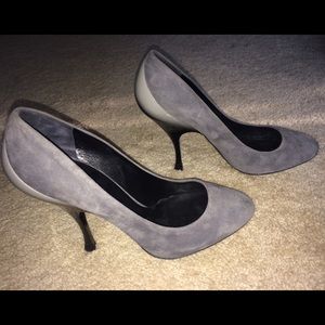 Brand new condition Miu Miu high-heeled pumps!