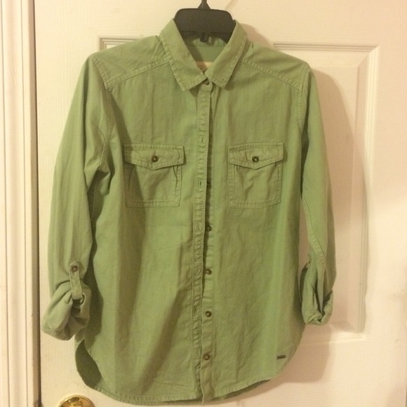 Hollister Button up! *women's