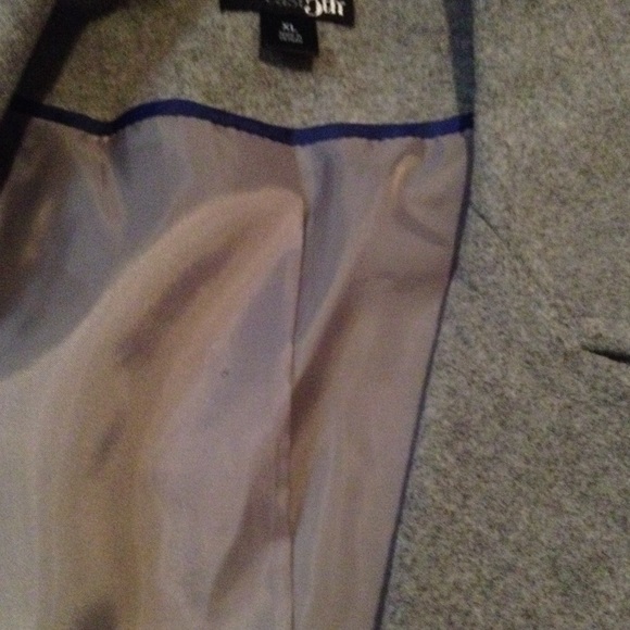 Fall coat 💕 - Picture 3 of 4