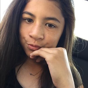 Meet your Posher, Leah