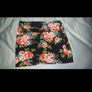 Forever 21 flower print skirt