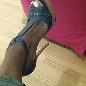 Steve Madden Tstraps