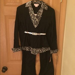 Nwt children's black and white outfit