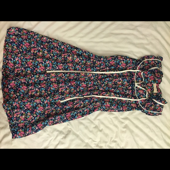 Floral dress with white detail!