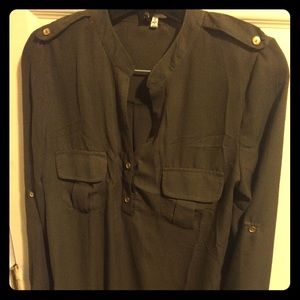 Olive green top military look