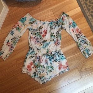 Off the shoulder ROMPER