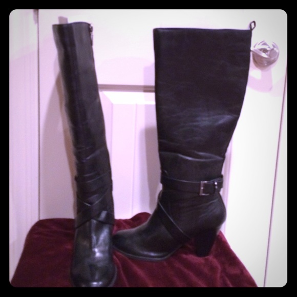 Nine West boots - Picture 1 of 4
