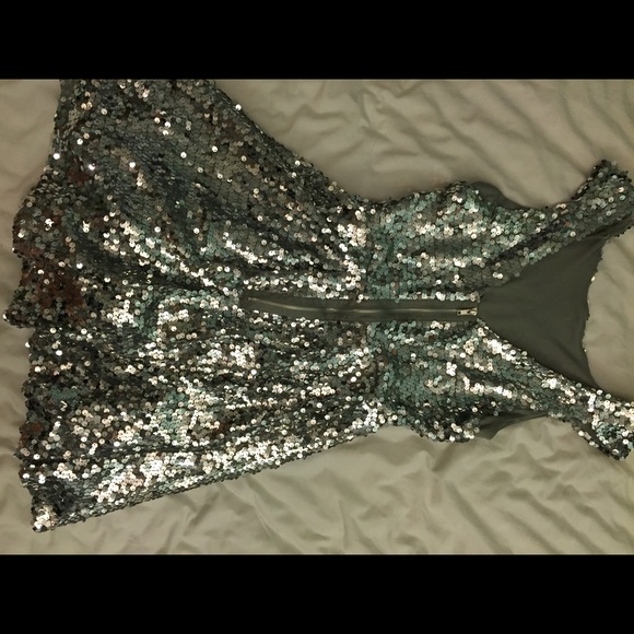 SPARKLE DRESS - Picture 3 of 3