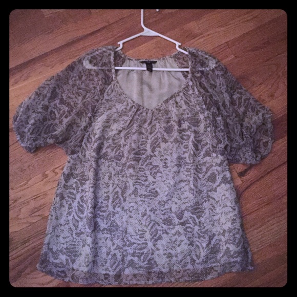 Snake print top