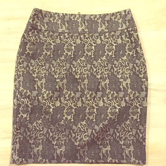 Pencil skirt with zipper back from forever 21